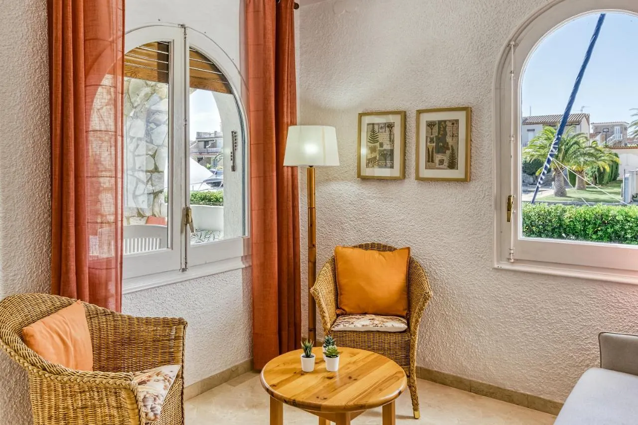 Art- Apartamentos Revilla Tacke H Empuriabrava Semesterbostad
