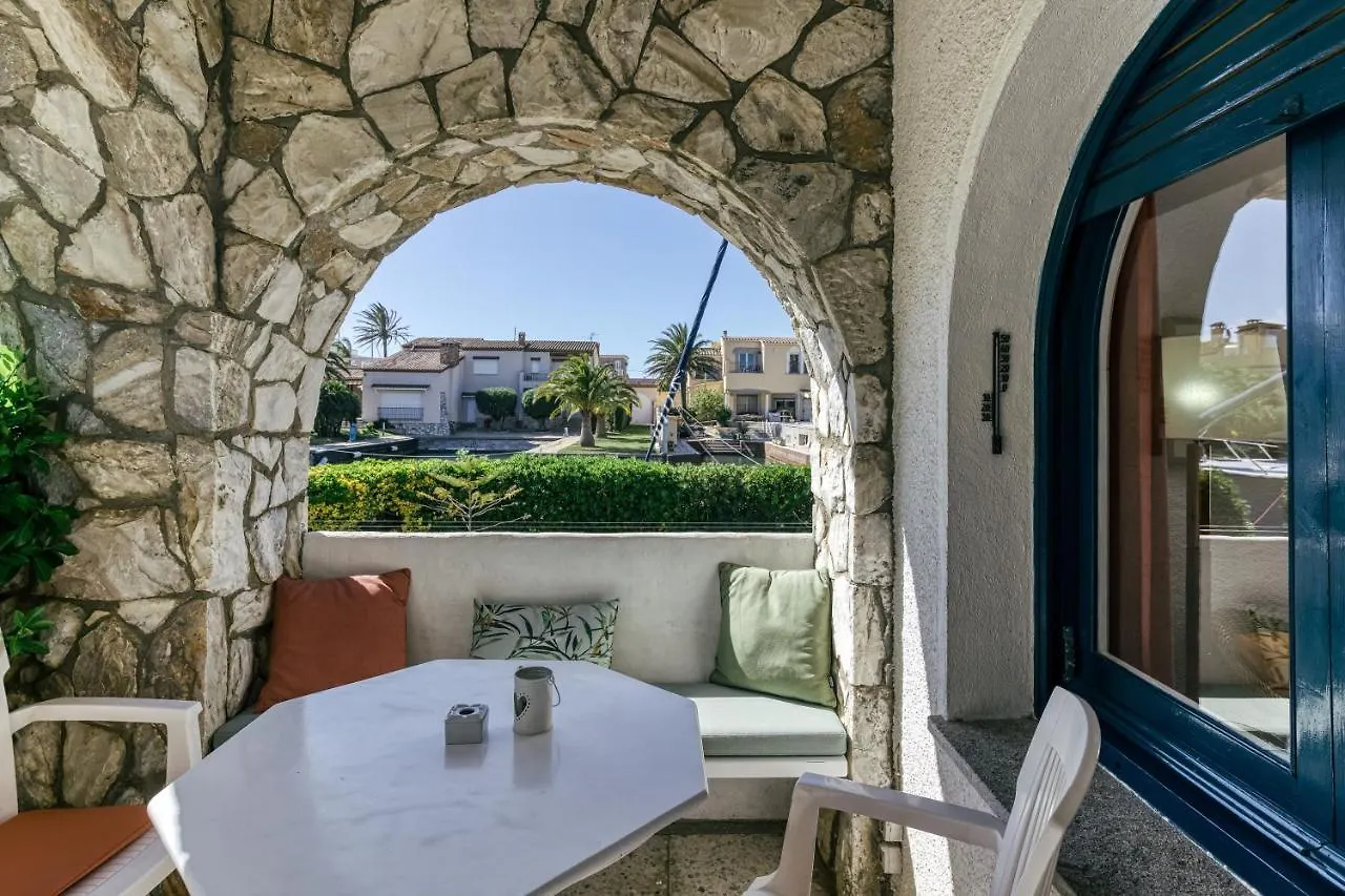 Prázdninový dům Art- Apartamentos Revilla Tacke H Empuriabrava Španělsko