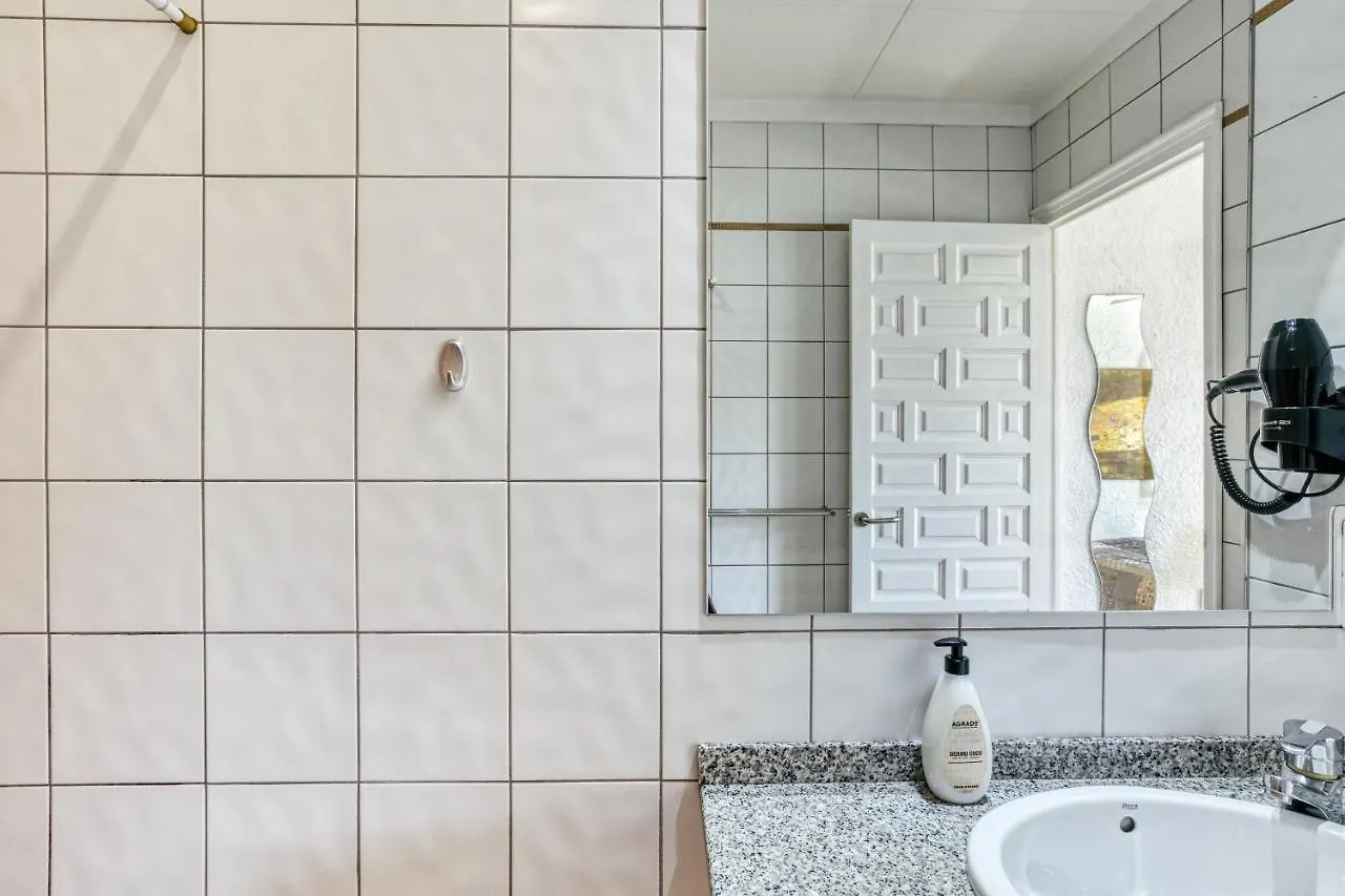 Art- Apartamentos Revilla Tacke H Empuriabrava Semesterbostad